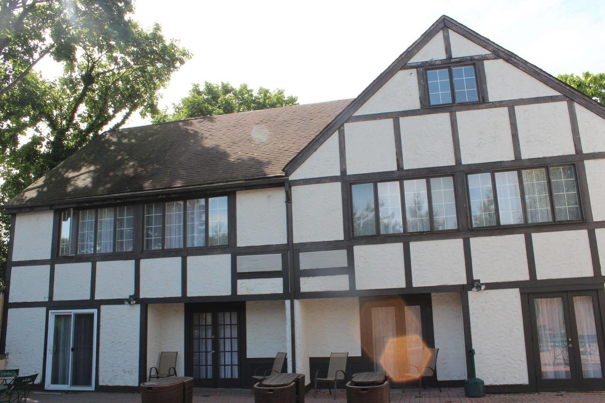 East Norwich Inn Exterior foto